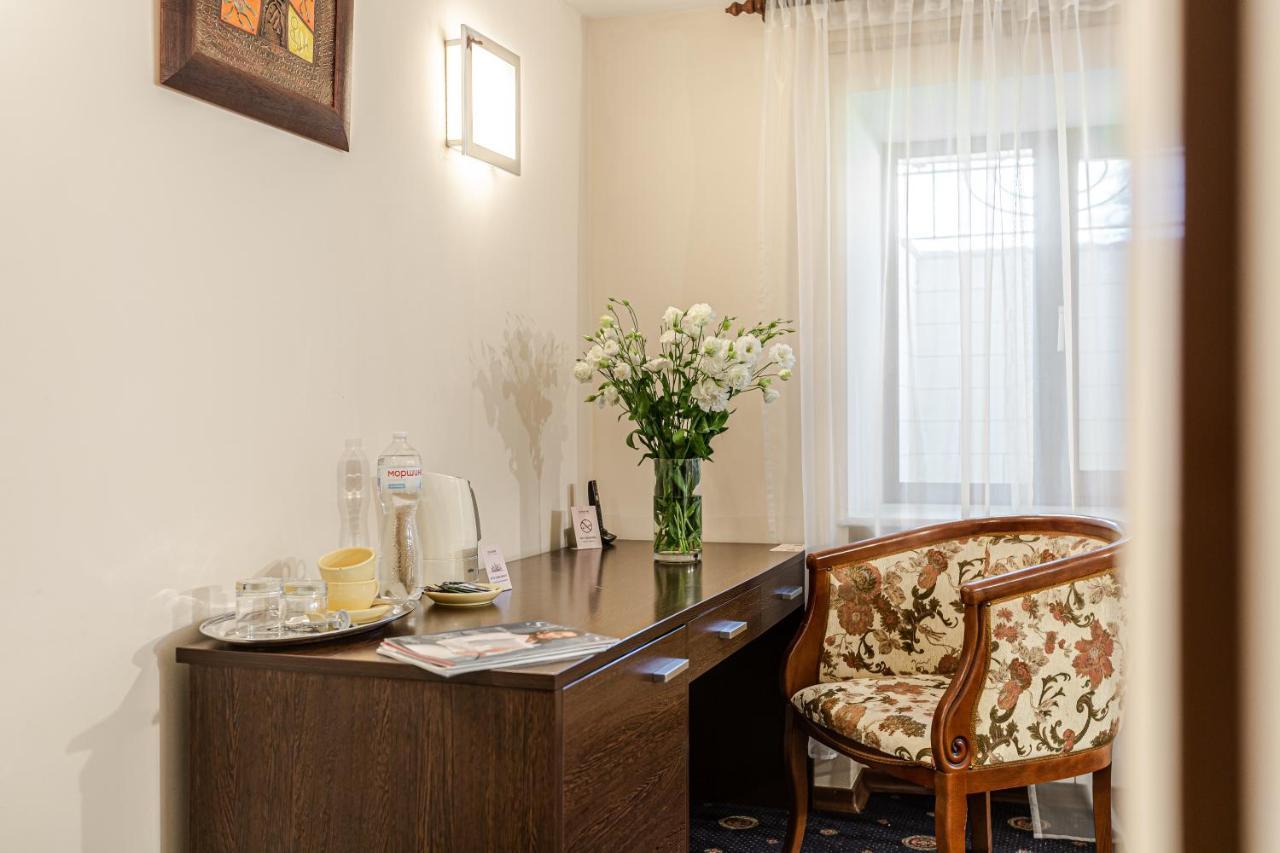 Incognito Boutique Hotel เคียฟ ภายนอก รูปภาพ