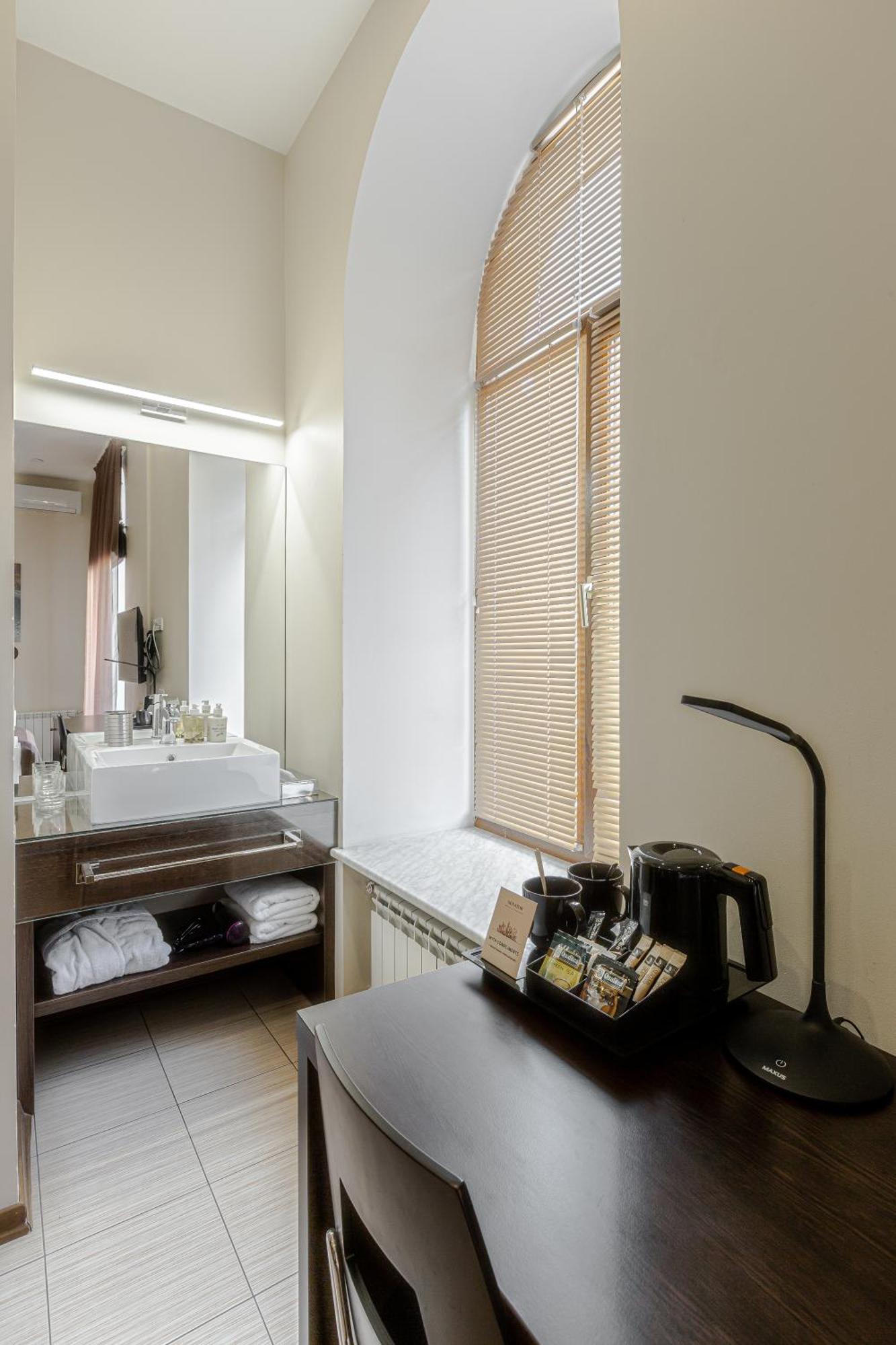 Incognito Boutique Hotel เคียฟ ภายนอก รูปภาพ